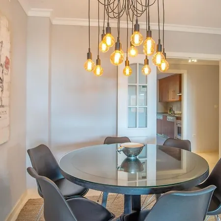 Modern 2 Bedroom With Sea View In Elviria *