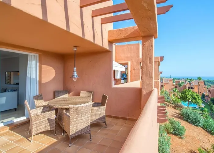 Apartament Modern 2 Bedroom With Sea View In Elviria *