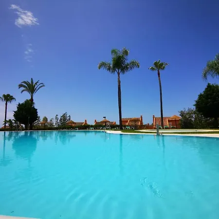 Modern 2 Bedroom With Sea View In Elviria 마르베야